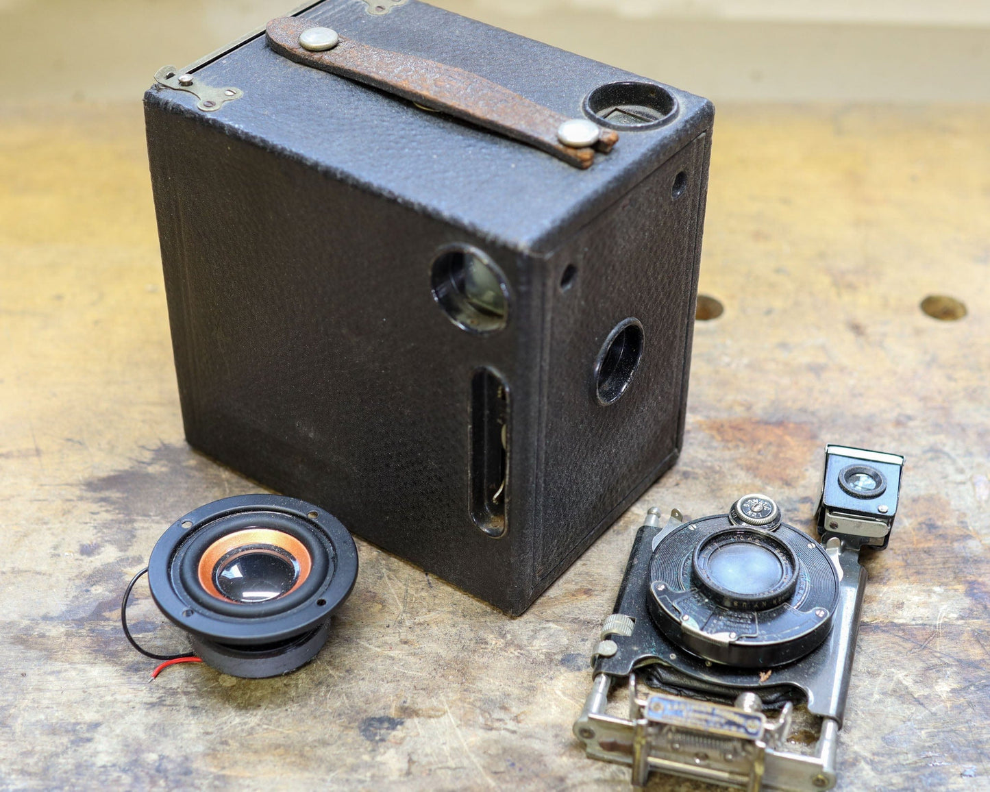 LightAndTimeArt Steampunk Bluetooth Speaker