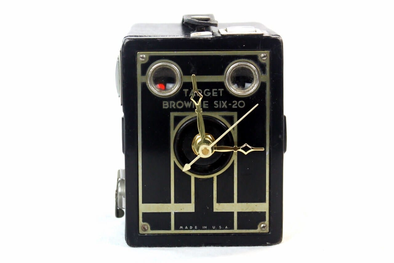 LightAndTimeArt Camera clocks Golden Art Deco Vintage Brownie Target Six-20 Camera Clock, retirement gift, eco-friendly Photographer gift, mid-century design