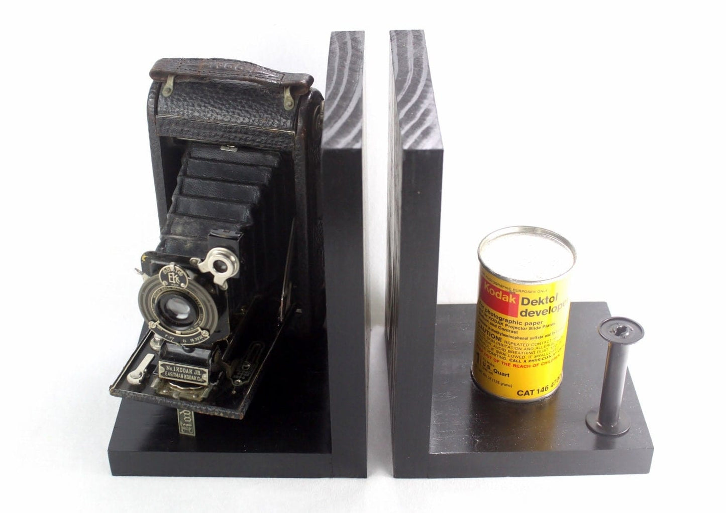 LightAndTimeArt Bookends Antique Decorative Camera Bookends - Vintage No 1 Kodak Jr Folding Camera