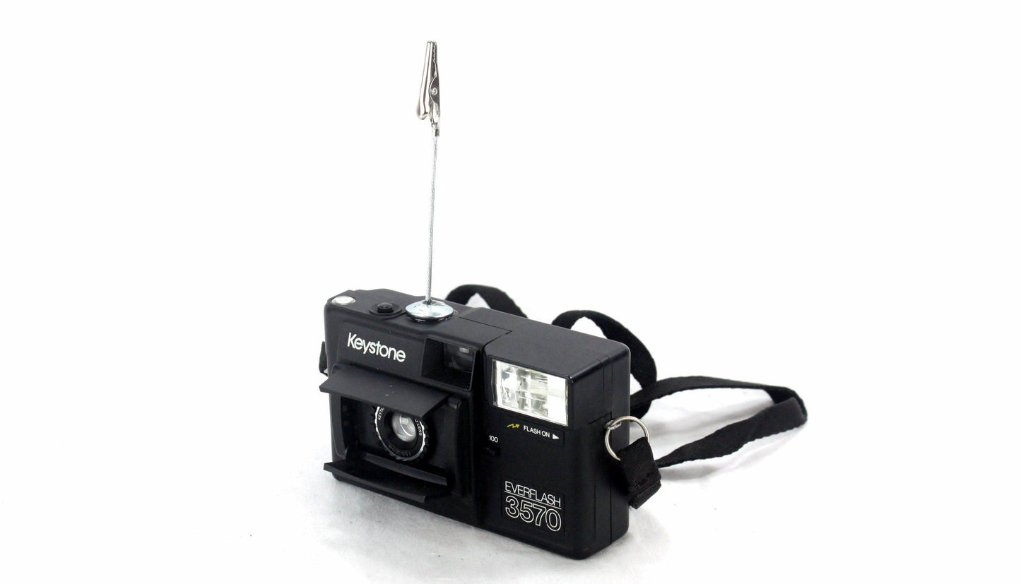 LightAndTimeArt Photo Holder Vintage Camera Photo Holder - Keystone Everflash Camera- travel-themed wedding décor