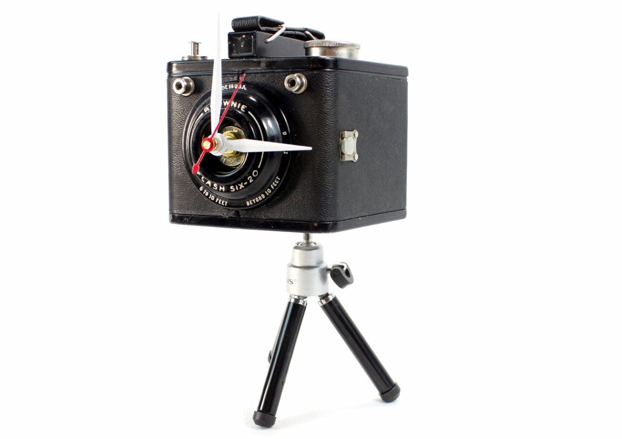 LightAndTimeArt Camera clocks Vintage Tripod Desk Clock, Brownie Flash Six-20/16 White Hands, Repurposed Vintage Camera, eco-friendly retirement gift