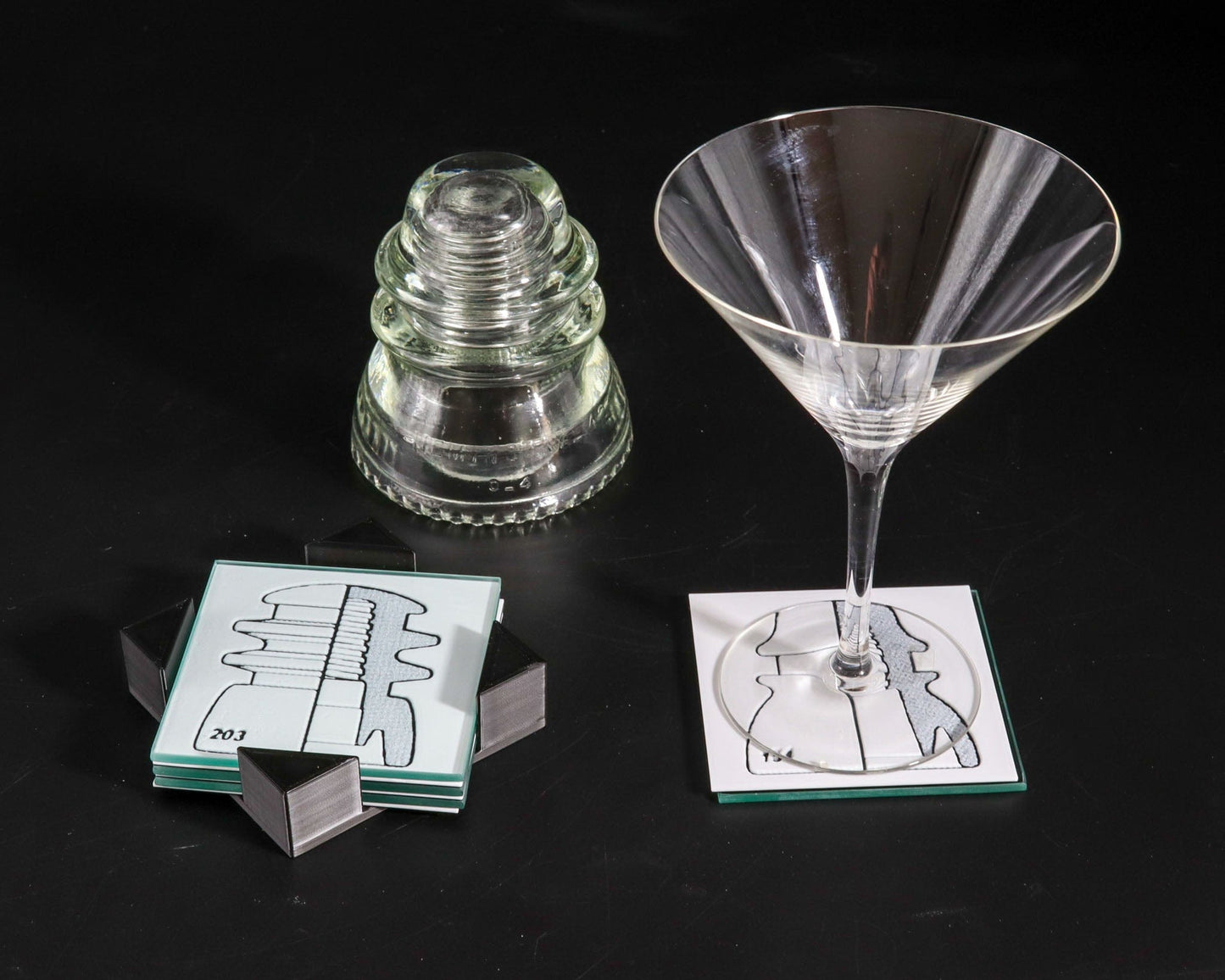 LightAndTimeArt Barware Vintage Glass Insulator Coaster Set, Barware