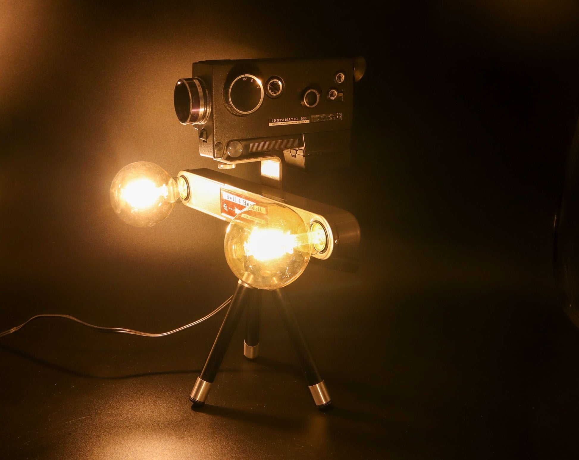 LightAndTimeArt Camera Lamp Movie Camera Lamp - 1960's 8mm Kodak Camera & Bell & Howell Light Bar on Vintage Tripod