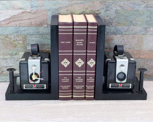 LightAndTimeArt Bookends Kodak Kodak Brownie Hawkeye, Decorative Vintage Camera Bookends, Movie Room complement, Book lover gift, Home Theater Decor