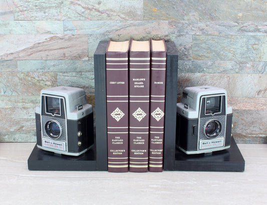 LightAndTimeArt Bookends Antique Decorative Camera Bookends - 2 Bell & Howell Electric Eye 127 - Movie Room Décor - Eco-friendly gift