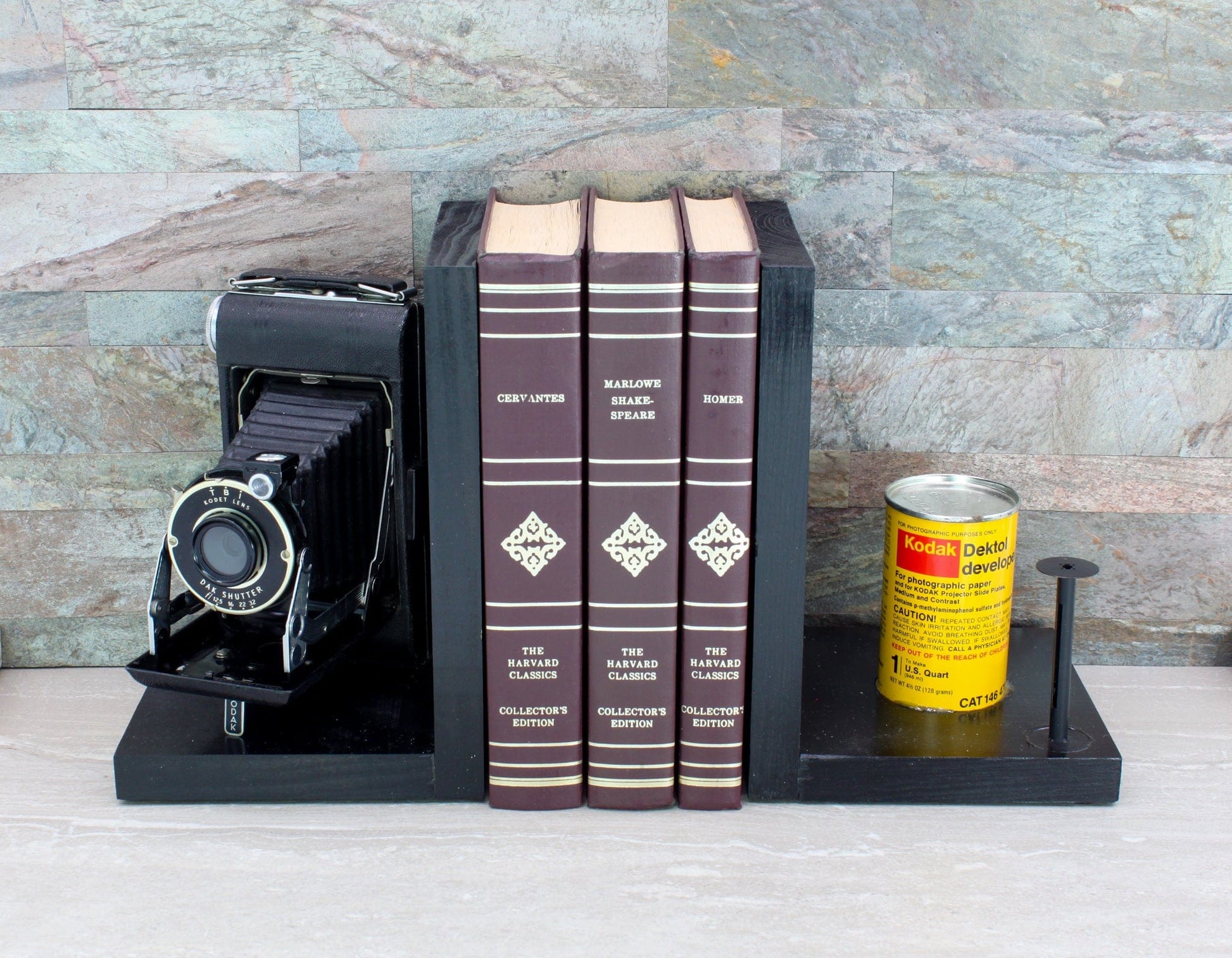 LightAndTimeArt Bookends Antique Decorative Camera Bookends - Kodak Junior Vigilant Six-20 Folding Camera