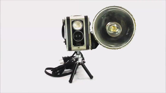 LED Desk Lamp - Black Kodak Duaflex Vintage Camera on mini tripod, Photographer gift, Vintage Lover gift, retro design fan, Mid Century lamp