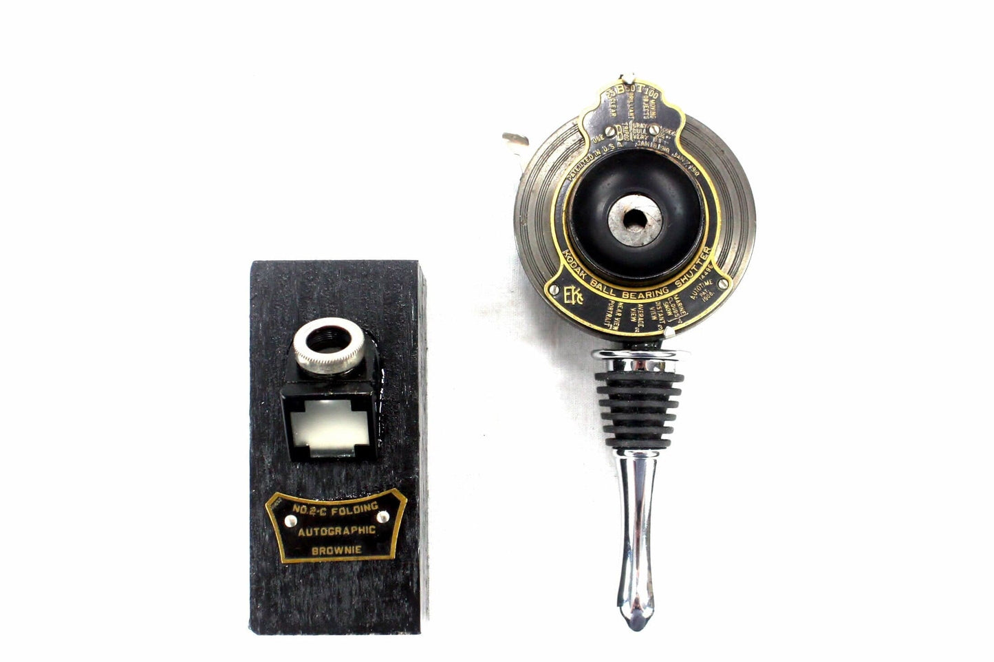 LightAndTimeArt Bottle Stoppers & Savers Steampunk Wine Bottle Stopper with Stand - Vintage Kodak No. 2-C Folding Camera