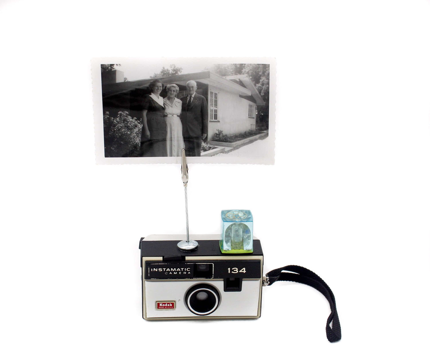 LightAndTimeArt Photo Holder Vintage Camera Photo Holder, Kodak Instamatic 124/134 Camera, Place Card Holder, Photo stand, memo holder, photo display, vintage lover gift