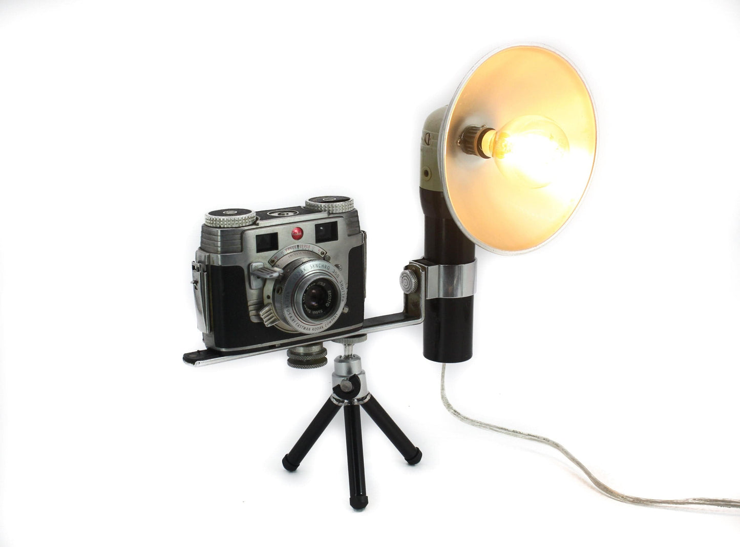 LightAndTimeArt Camera Lamp Vintage LED Reading Lamp, Task Lamp, Kodak Signet 35 Camera lamp, 50' table lamp, task lamp, mid-century light, vintage paparazzi camera