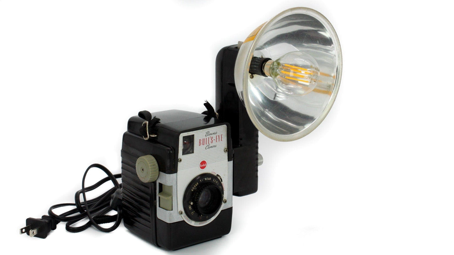 LightAndTimeArt Camera Lamp LED Reading - Task Lamp, Kodak Brownie Bull's Eye Vintage Camera, 50' table lamp, mid-century light, gift for grandma and grandpa