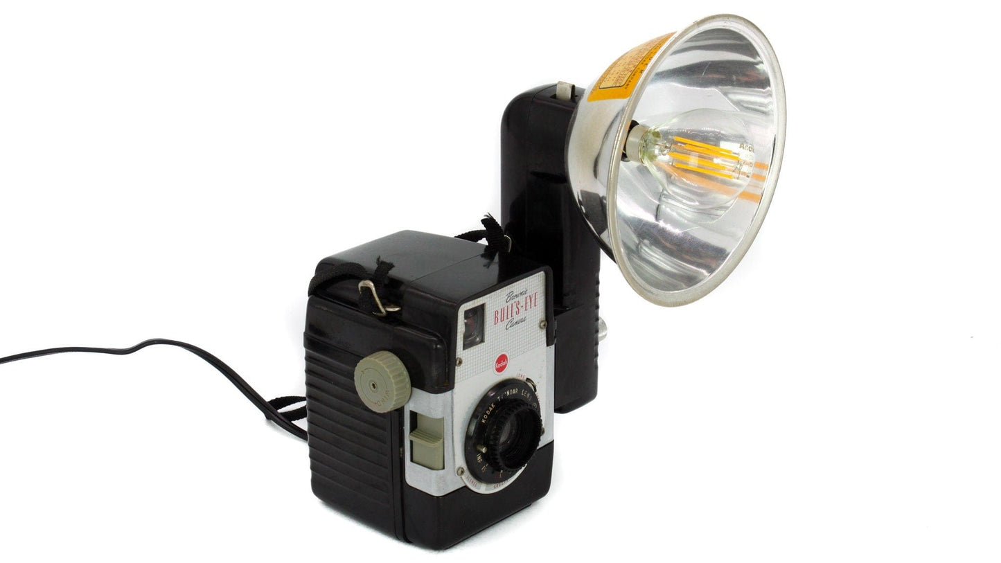 LightAndTimeArt Camera Lamp LED Reading - Task Lamp, Kodak Brownie Bull's Eye Vintage Camera, 50' table lamp, mid-century light, gift for grandma and grandpa