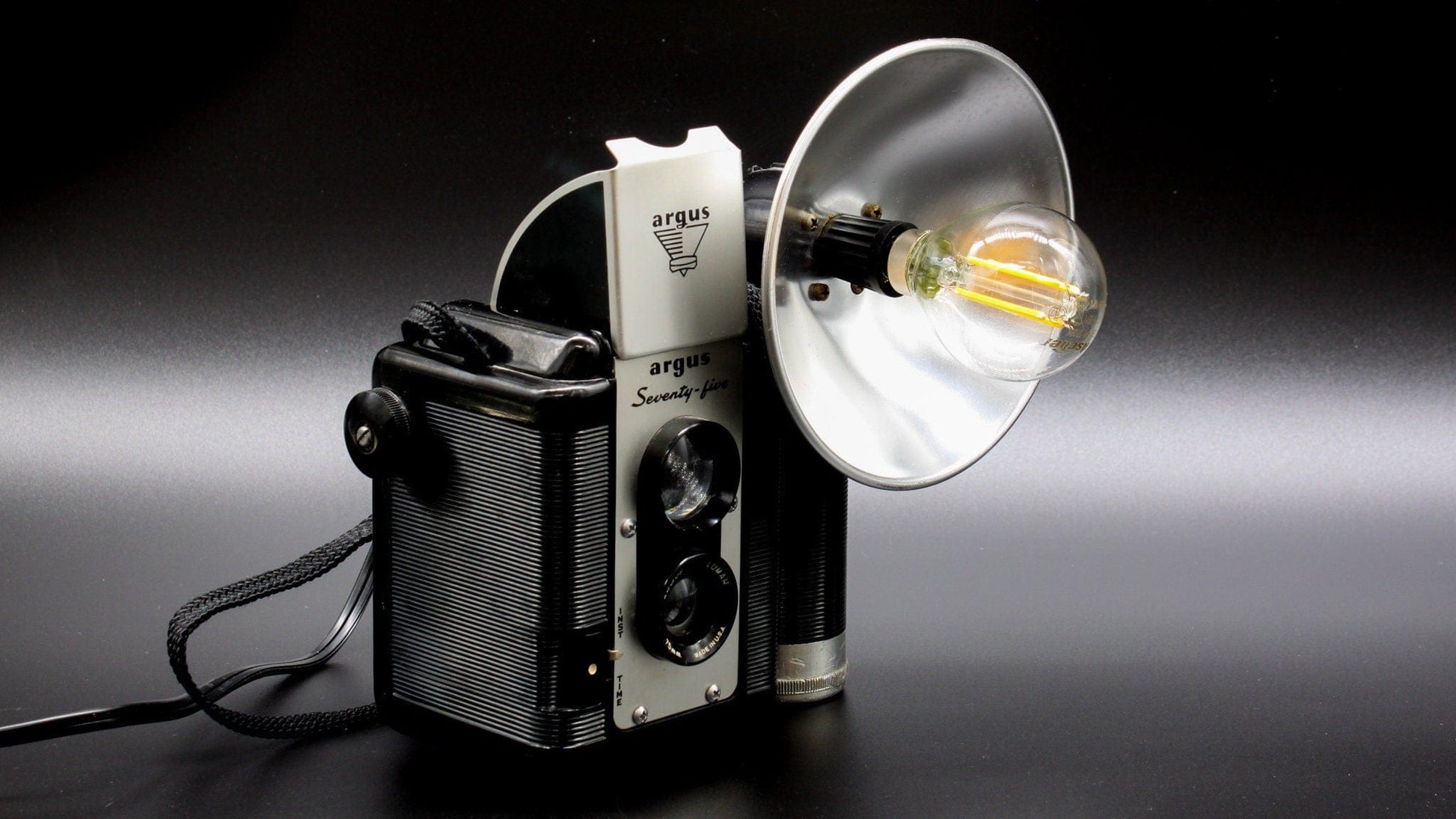 LED Reading Lamp, Desk Lamp, Argus Argoflex Seventy-Five Camera