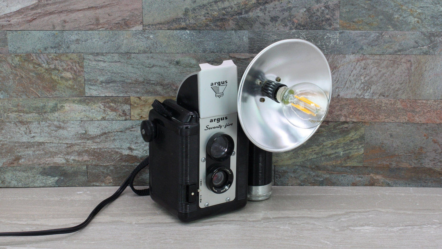 LightAndTimeArt Camera Lamp LED Reading Lamp, Desk Lamp, Argus Argoflex Seventy-Five Camera, 50' table lamp, task lamp, mid-century light, movie room lamp