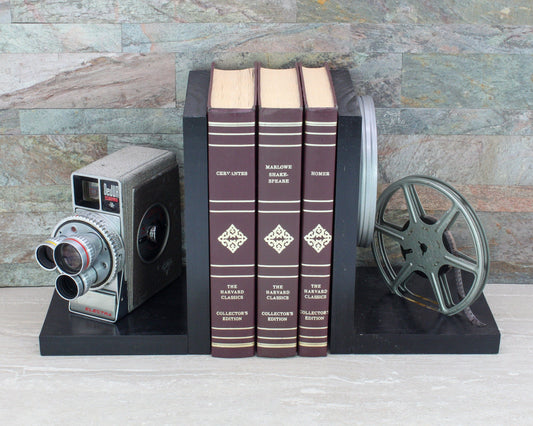 LightAndTimeArt Bookends DeJUR Electra Vintage Camera Bookends, DVD Holder, movie room & home theater decoration