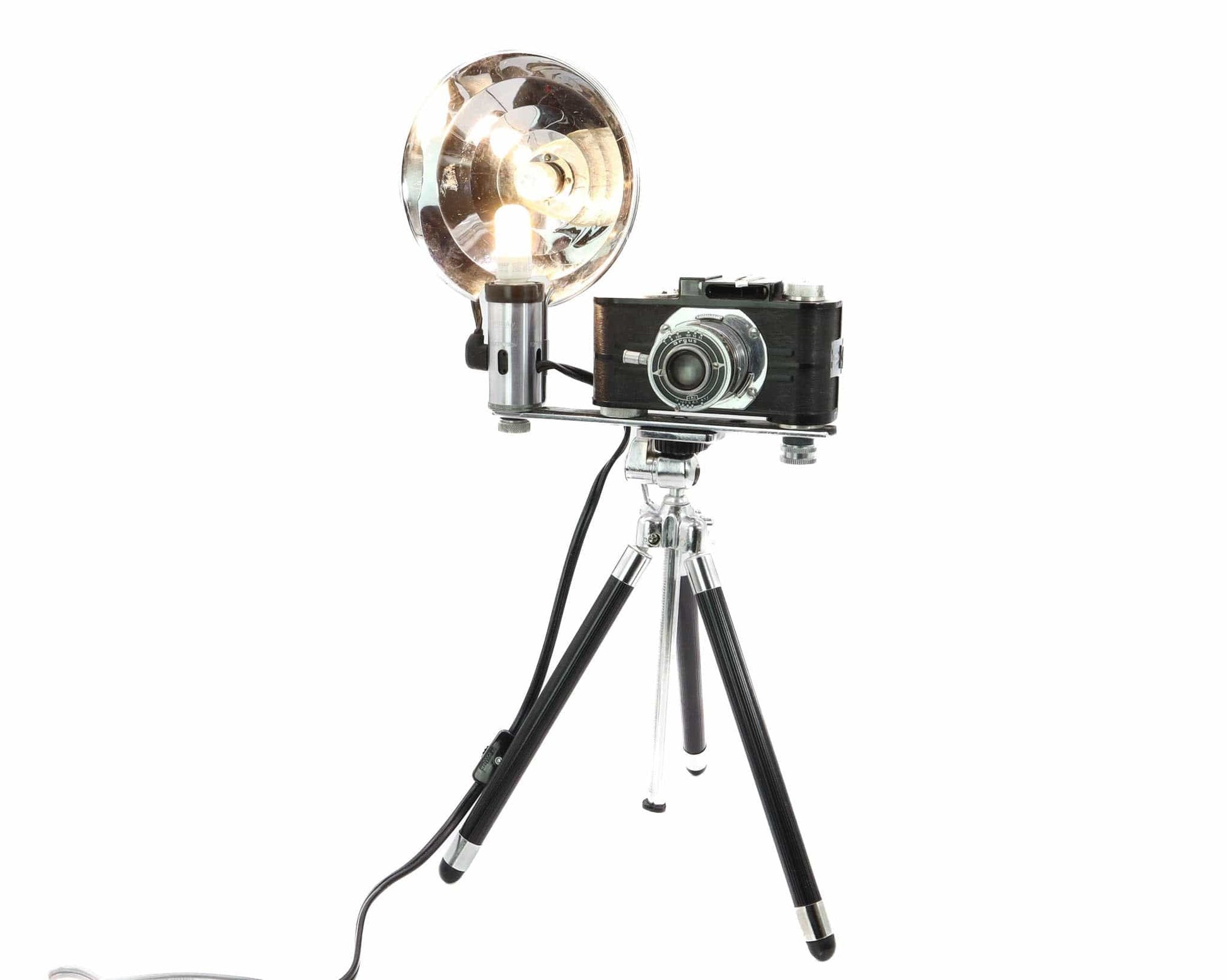 LightAndTimeArt Camera Lamp Vintage LED Reading Lamp, Task Lamp, Argus AF Camera lamp, 50' table lamp, task lamp, mid-century light, gift for grandma