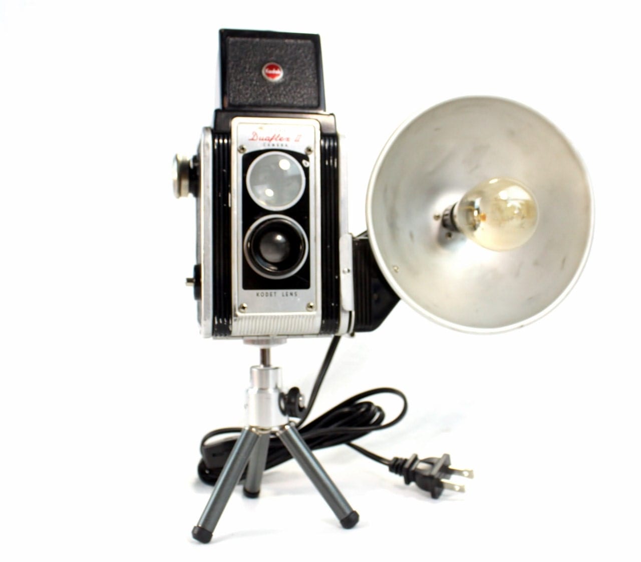 LightAndTimeArt Reading Lamp - Kodak Duaflex II Vintage Camera on mini tripod