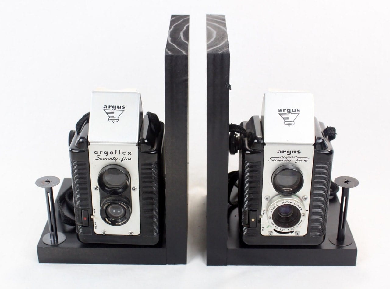 LightAndTimeArt Bookends Antique Decorative Camera Bookends - Argus 75 Argoflex, DVD Holder, Movie Room Décor, Book Lover, Vintage photographer Gift, Handmade in USA